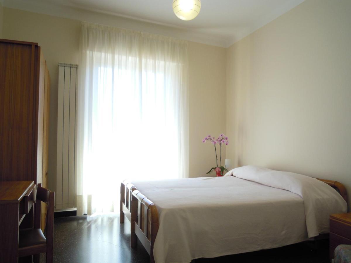 Genovese Villa Elena Appartamenti Варацце Экстерьер фото