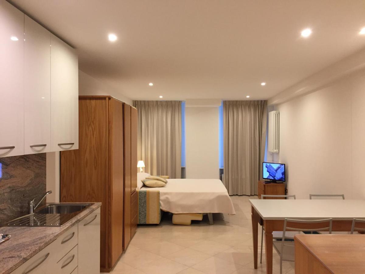 Genovese Villa Elena Appartamenti Варацце Экстерьер фото